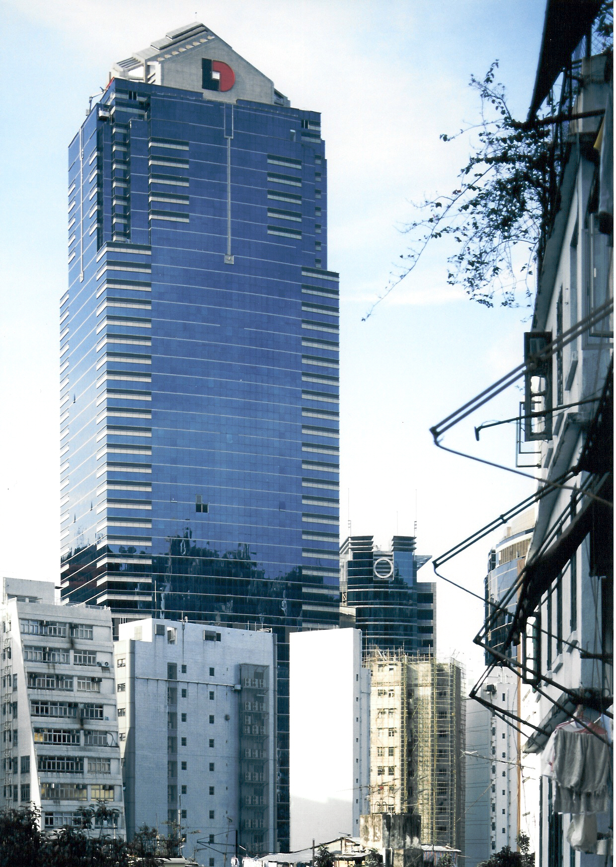 Millineum Plaza, Hong Kong